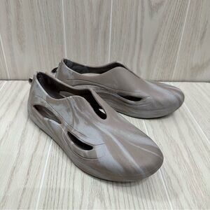 Keds Women's The Future Eva Swirl Waterproof Slip ons Lightweight Sneakers Sz 7